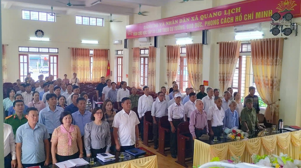 Kỷ niệm 80 năm Cách mạng Tháng Tám thành công và Quốc khánh nước Cộng hòa xã hội chủ nghĩa Việt Nam; tổ chức trao Huy hiệu Đảng tặng các đảng viên đợt 2/9/2025
