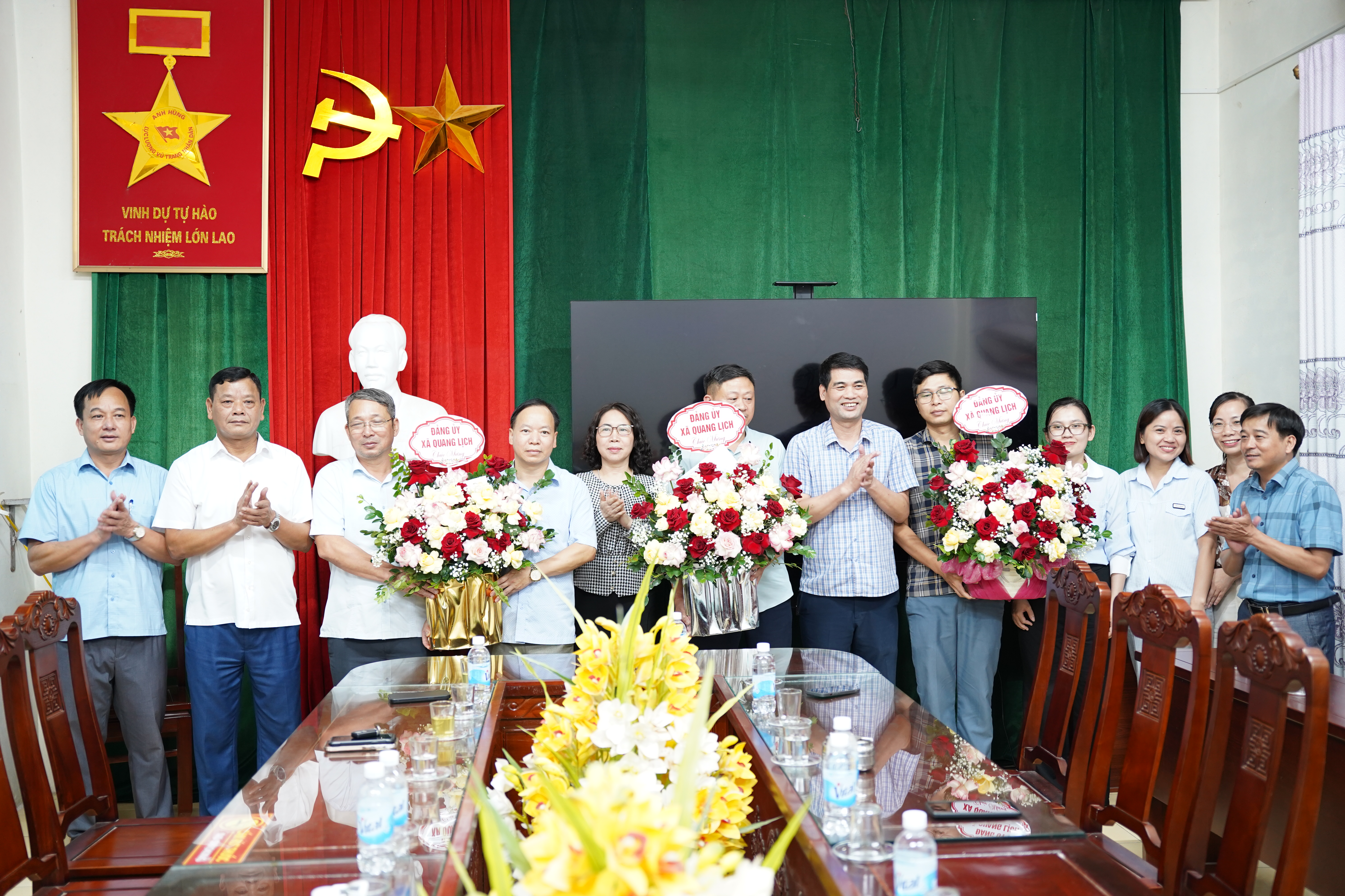 Xã Quang Lịch tổ chức gặp mặt ôn lại truyền thống nhân dịp kỷ niệm ngày thành lập các ngành