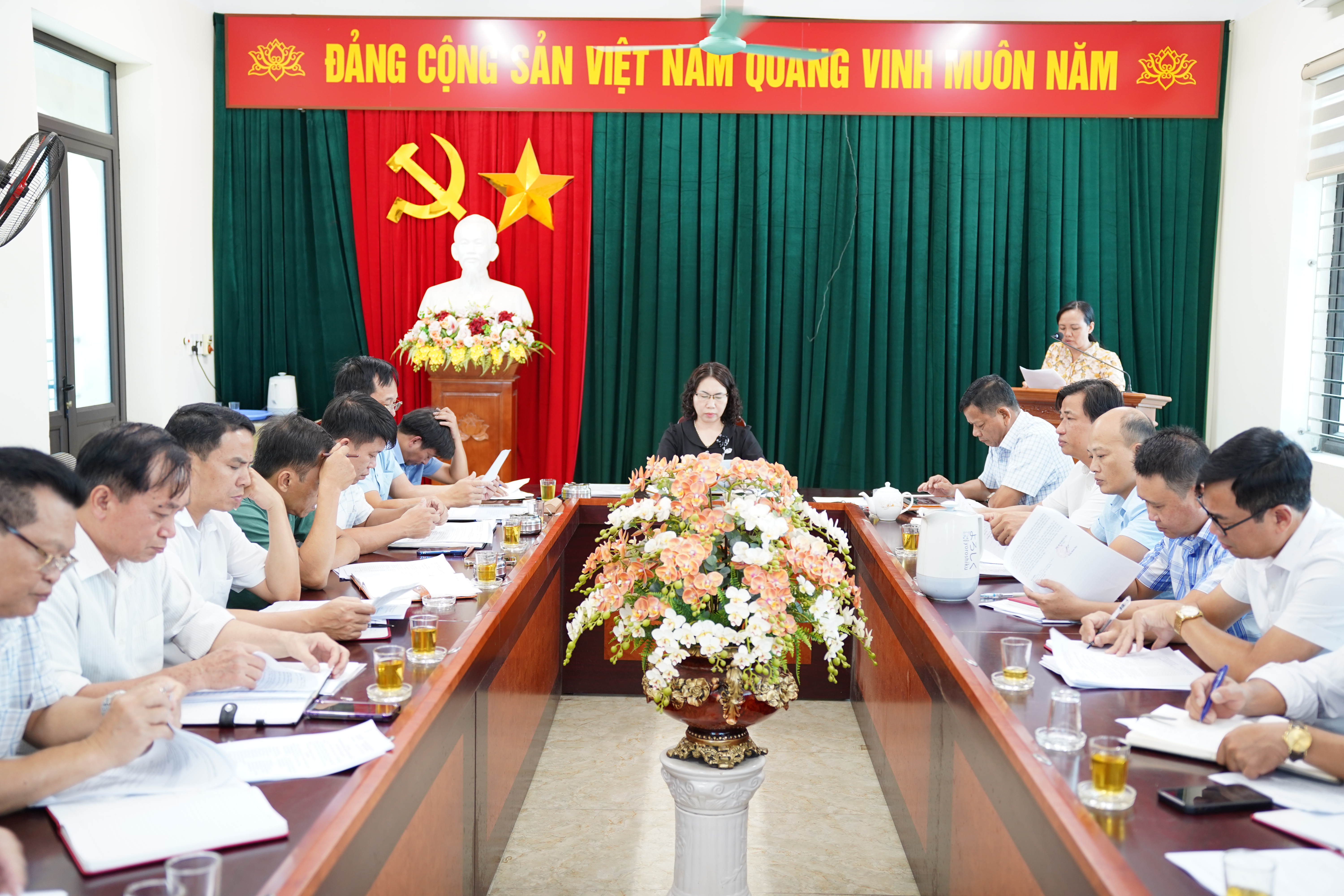 Đảng ủy xã Quang Lịch triển khai một số nhiệm vụ trong tâm về Tết Trung thu, hỗ trợ trẻ em và sổ sức khỏe điện tử